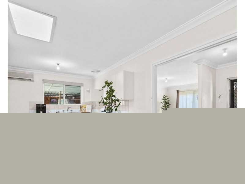 17 Banksia Road, Camillo WA 6111