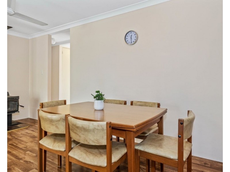 40 Manildra Drive, Dudley Park WA 6210