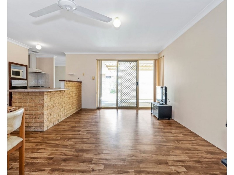 40 Manildra Drive, Dudley Park WA 6210