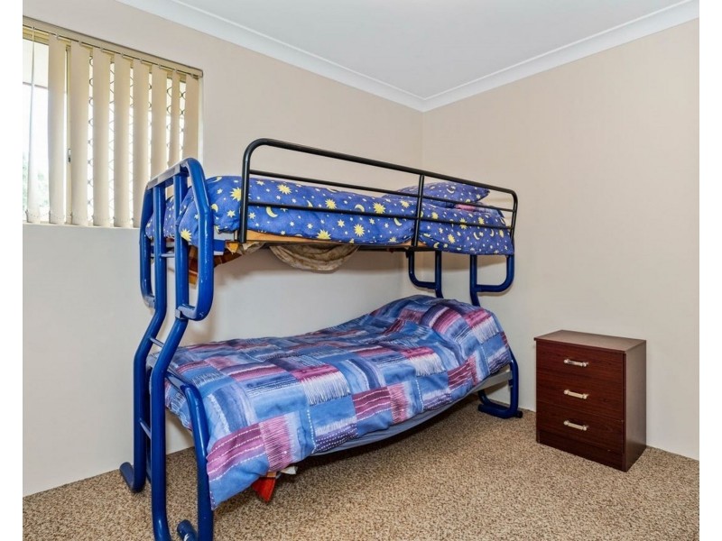 40 Manildra Drive, Dudley Park WA 6210