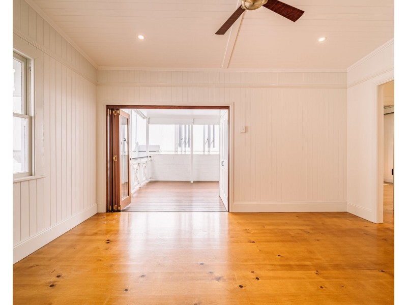 1/13-15 Isedale Street, Wooloowin QLD 4030