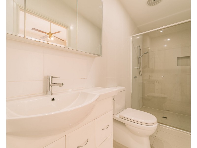 1/13-15 Isedale Street, Wooloowin QLD 4030