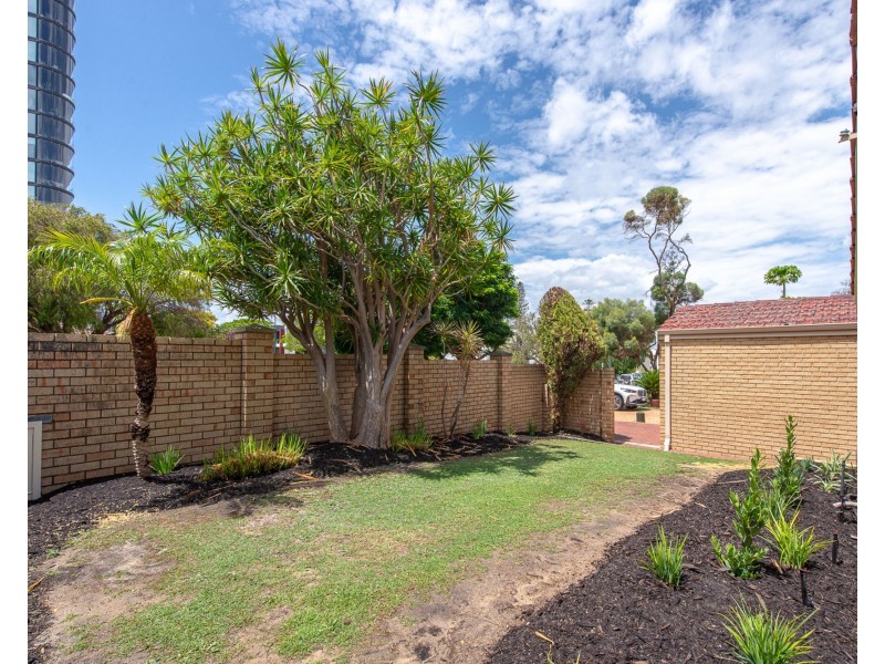 16 Helm Street, Mount Pleasant WA 6153