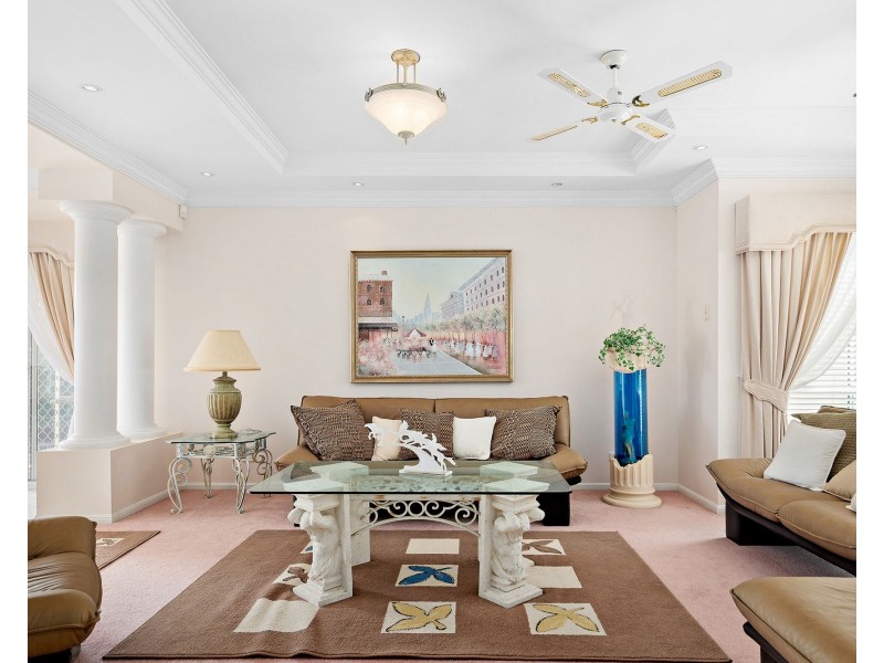 6/76 Bayview Street, Runaway Bay QLD 4216