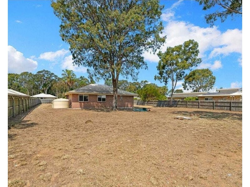 27 Malvern Drive, Moore Park Beach QLD 4670