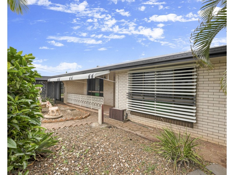 4 Deegan Court, Avenell Heights QLD 4670