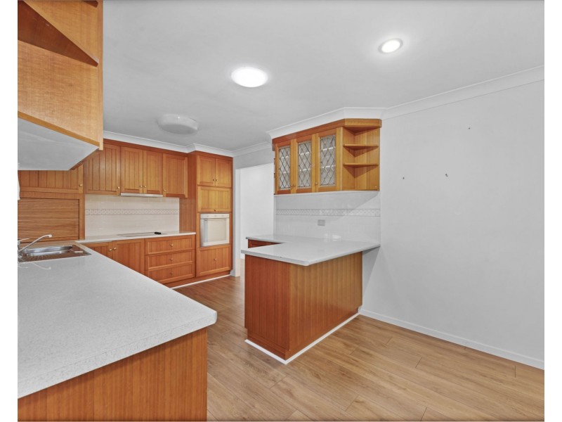 4 Deegan Court, Avenell Heights QLD 4670