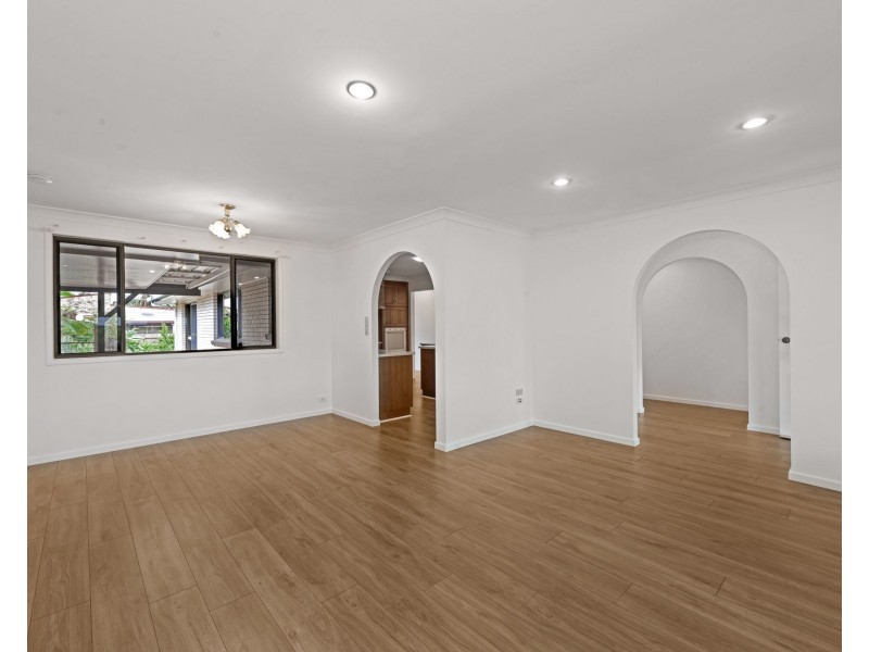 4 Deegan Court, Avenell Heights QLD 4670