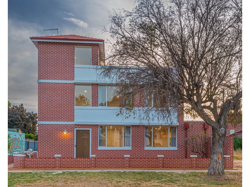 133 Stuart Street, Inglewood WA 6052