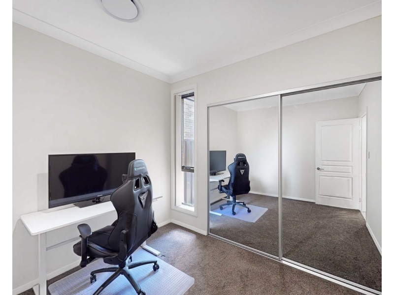 77 Eighth Avenue, Austral NSW 2179
