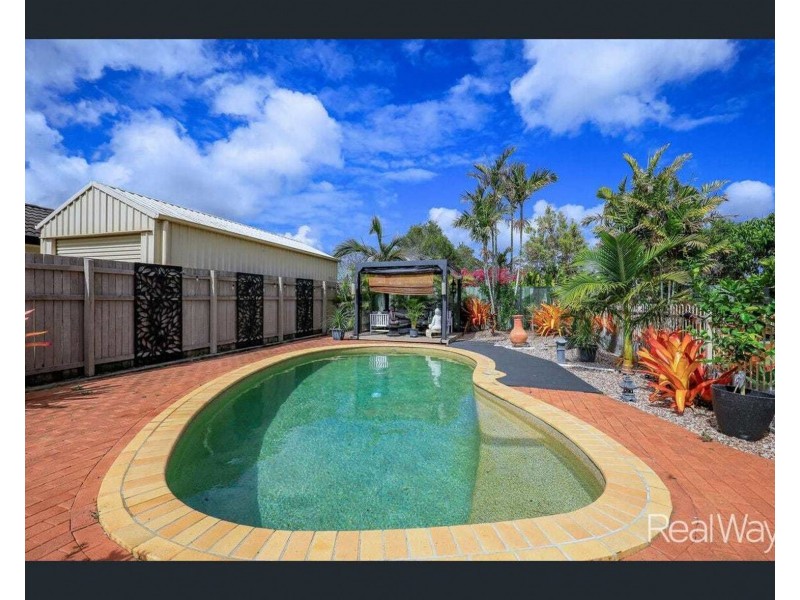 40 Lakeview Drive, Bundaberg North QLD 4670