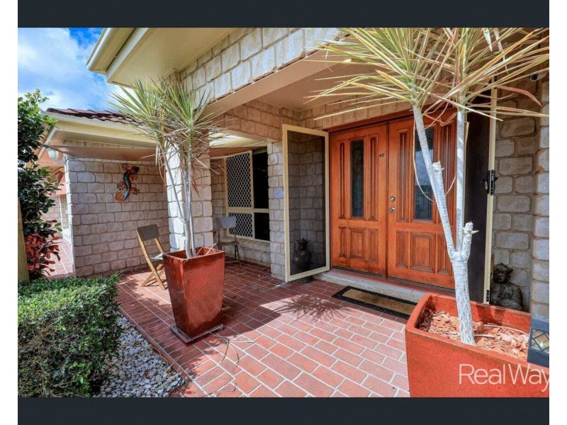 40 Lakeview Drive, Bundaberg North QLD 4670
