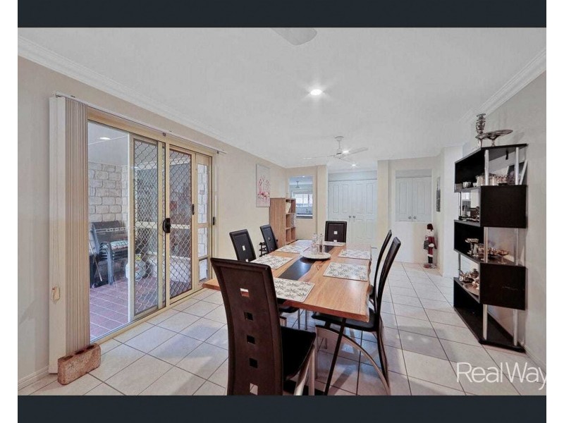 40 Lakeview Drive, Bundaberg North QLD 4670