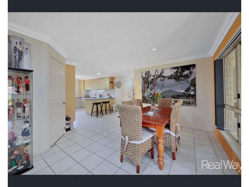 40 Lakeview Drive, Bundaberg North QLD 4670