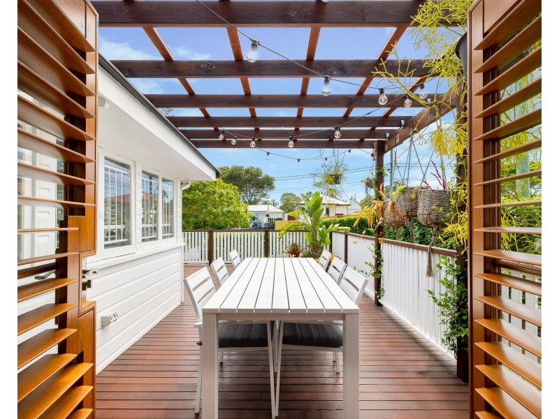 16 Craig Street, Brighton QLD 4017