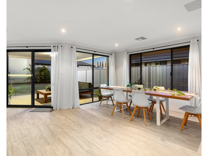 1 Dupuy Way, Secret Harbour WA 6173