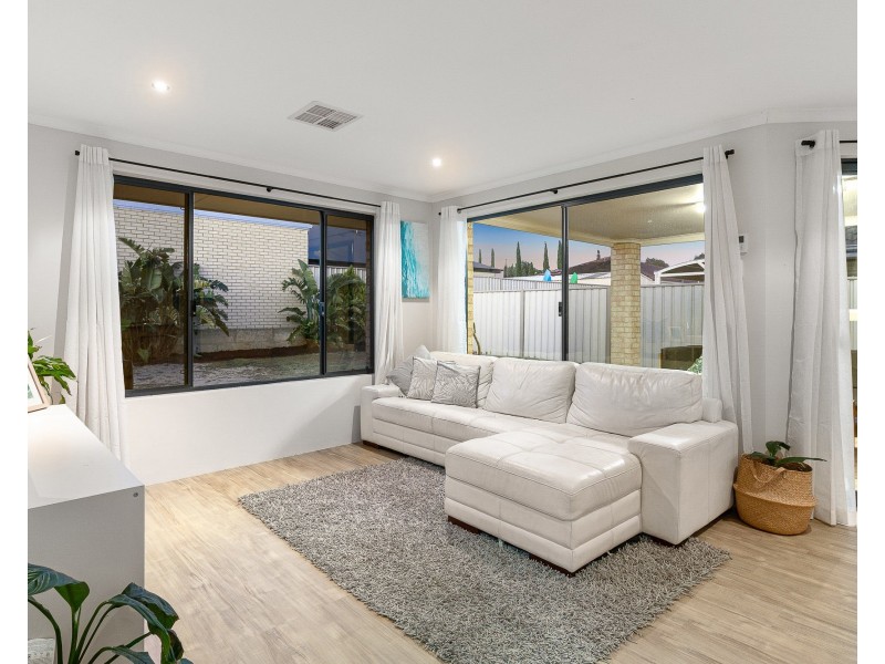 1 Dupuy Way, Secret Harbour WA 6173