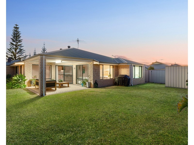 1 Dupuy Way, Secret Harbour WA 6173