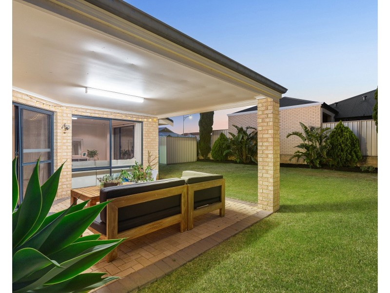 1 Dupuy Way, Secret Harbour WA 6173