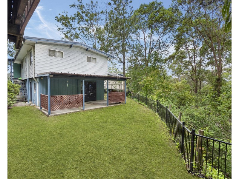 23 Tarawill Crescent, Ferny Hills QLD 4055