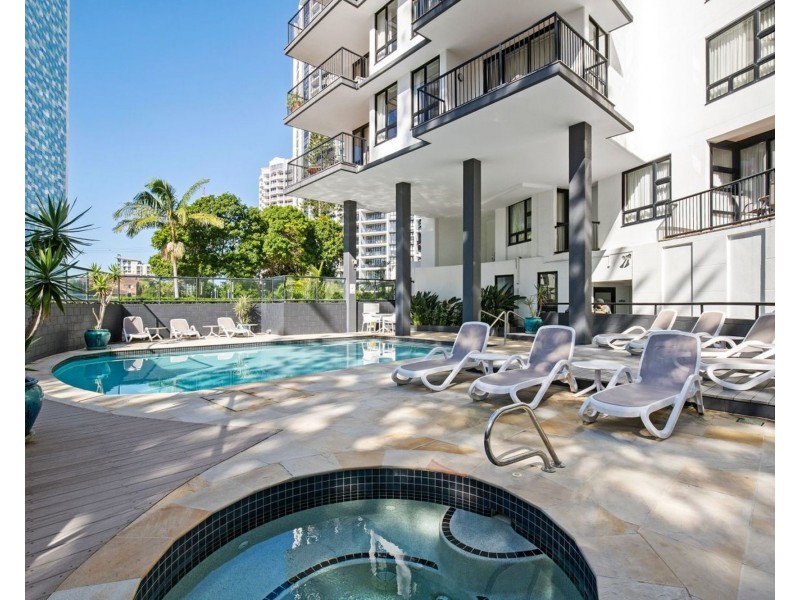 513/30-32 Surf Parade, Broadbeach QLD 4218