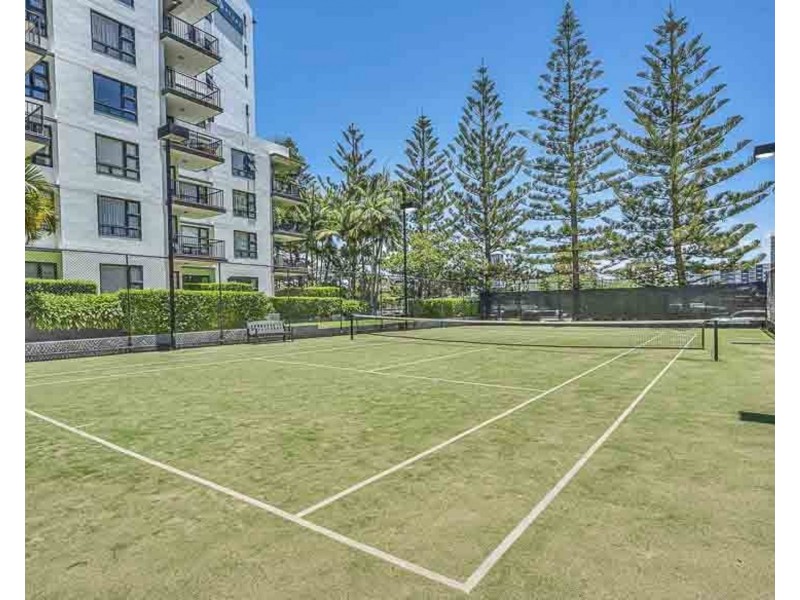 513/30-32 Surf Parade, Broadbeach QLD 4218