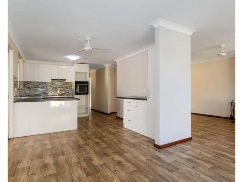 2 Claunelle Road, Armadale WA 6112