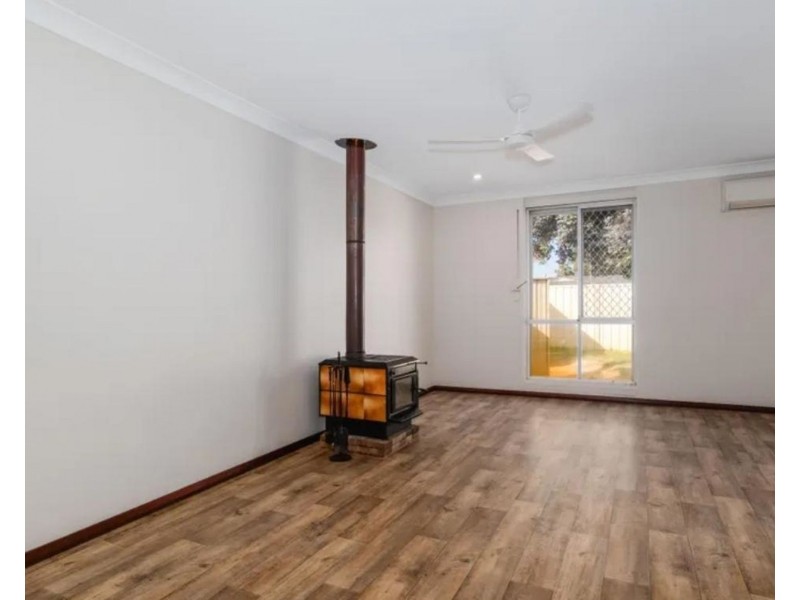 2 Claunelle Road, Armadale WA 6112