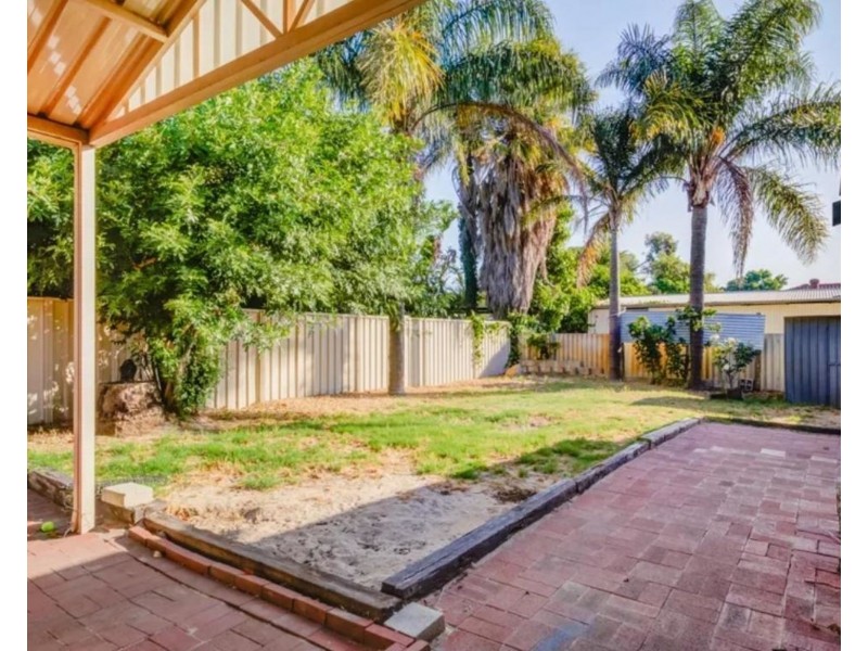 2 Claunelle Road, Armadale WA 6112