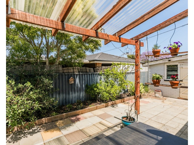 6 Lynx Place, Rockingham WA 6168