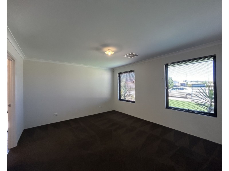 31 Annato Entrance, Byford WA 6122