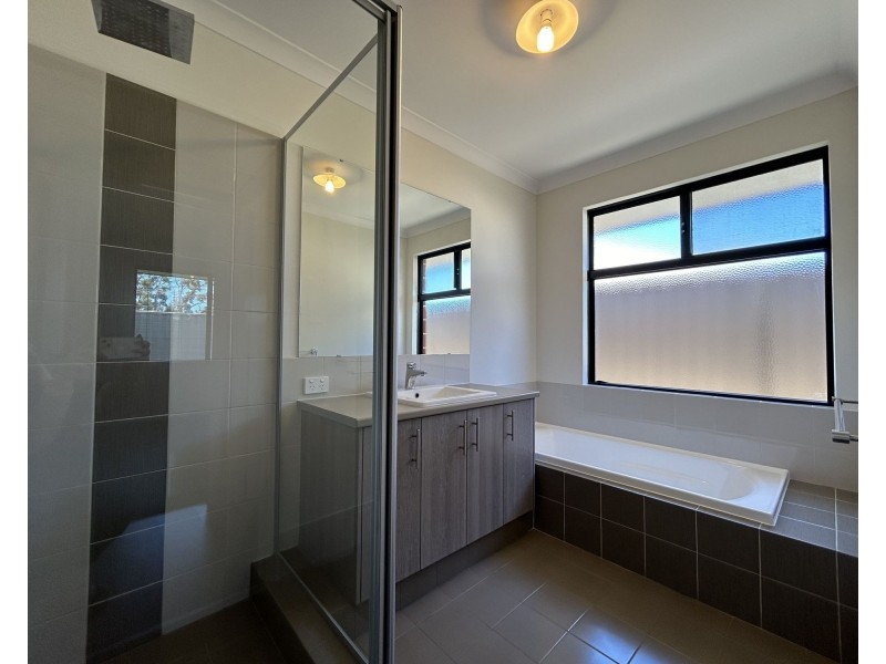 31 Annato Entrance, Byford WA 6122