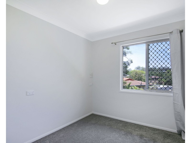 4 Saligna Court, Everton Hills QLD 4053