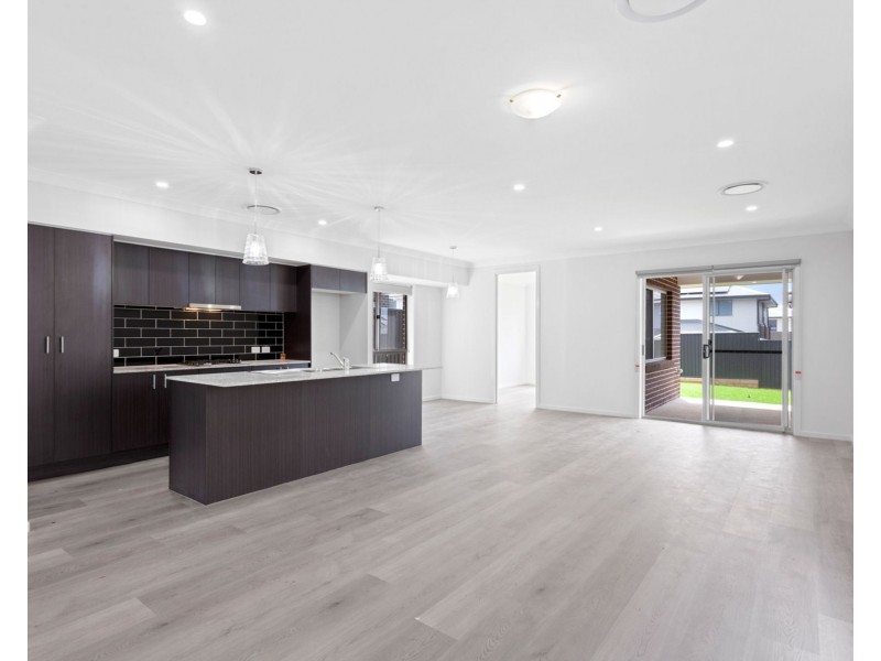 17 Lopper Street, Austral NSW 2179