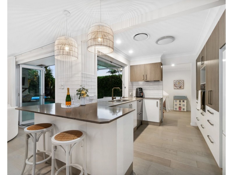 67 Jabiru Ave, Burleigh Waters QLD 4220