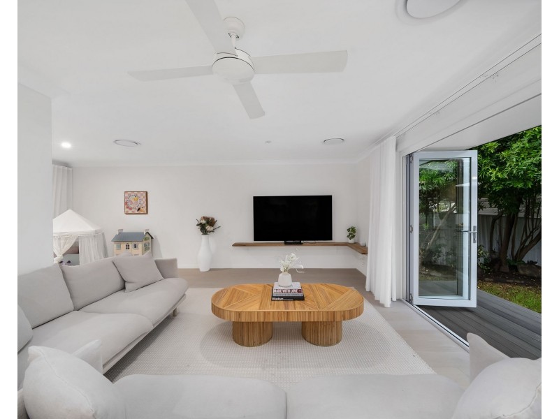 67 Jabiru Ave, Burleigh Waters QLD 4220