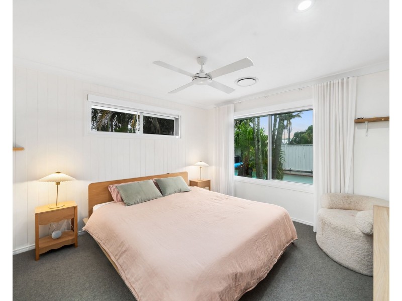 67 Jabiru Ave, Burleigh Waters QLD 4220