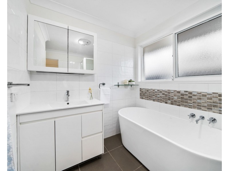 67 Jabiru Ave, Burleigh Waters QLD 4220