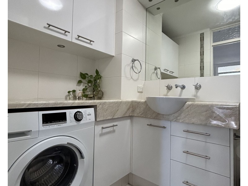 61/154 Mill Point Road, South Perth WA 6151