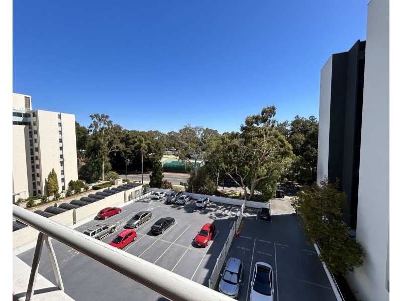 61/154 Mill Point Road, South Perth WA 6151