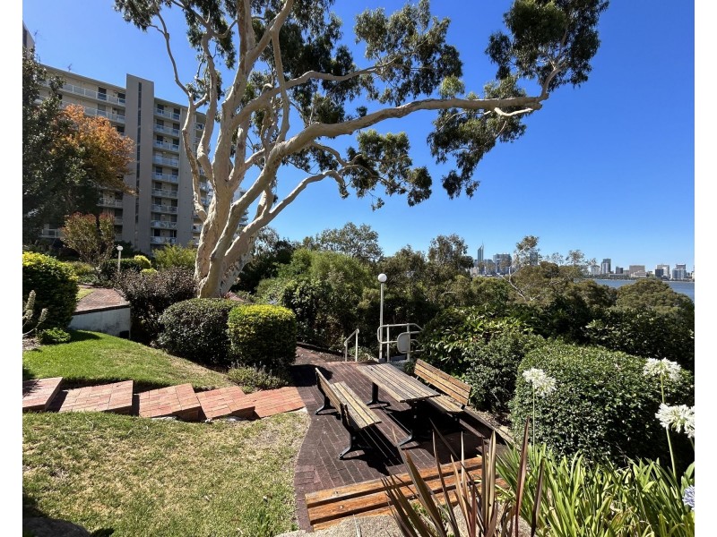 61/154 Mill Point Road, South Perth WA 6151