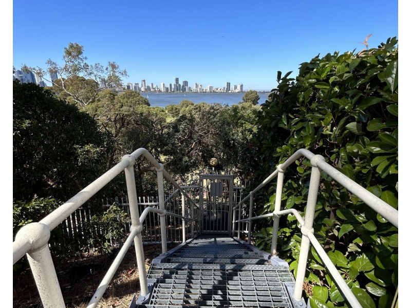 61/154 Mill Point Road, South Perth WA 6151