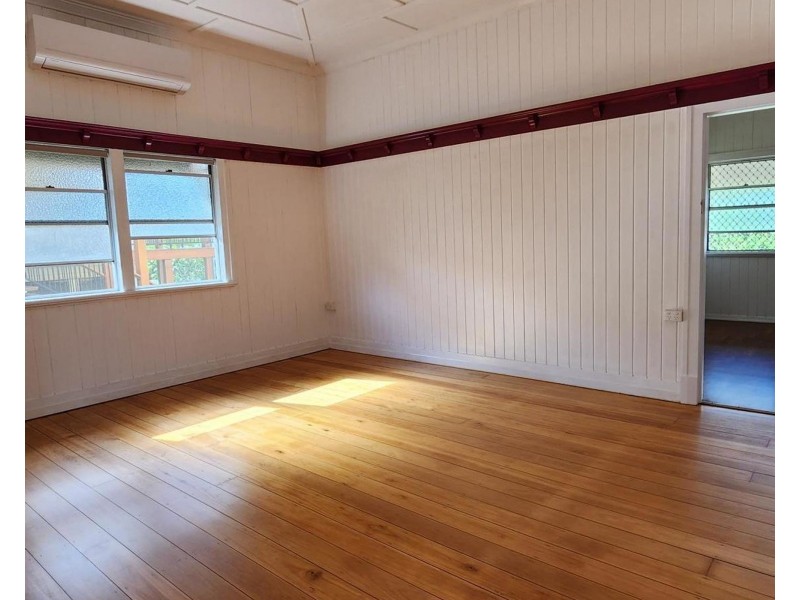 4 Coomber Street, Svensson Heights QLD 4670