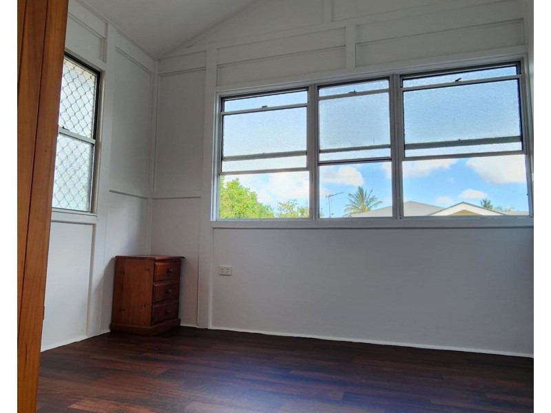 4 Coomber Street, Svensson Heights QLD 4670