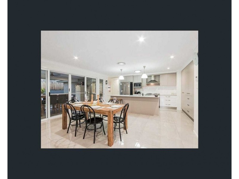 2 Dee Street, Deebing Heights QLD 4306