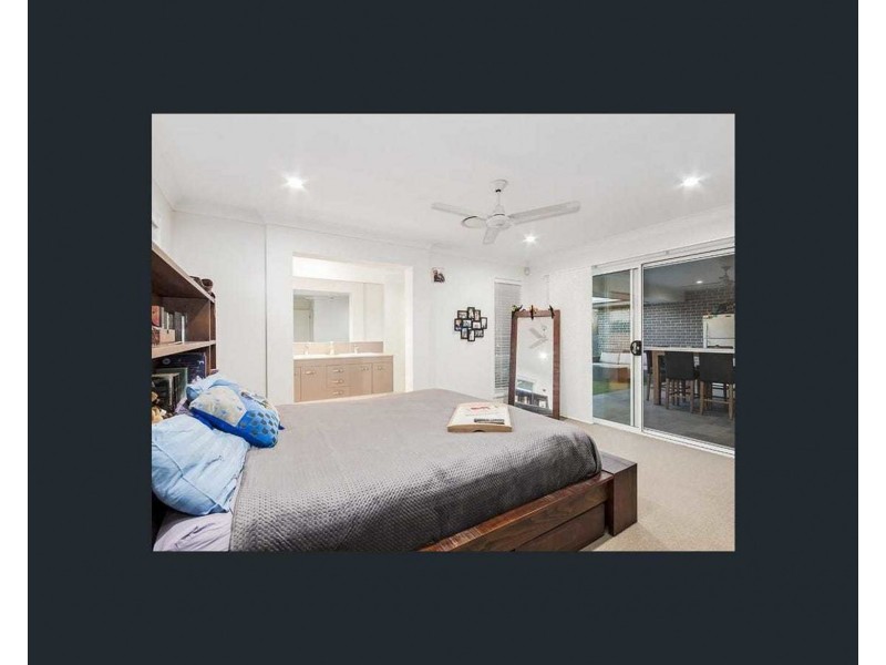 2 Dee Street, Deebing Heights QLD 4306