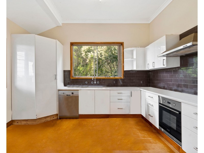 92 Grays Road, Gaythorne QLD 4051