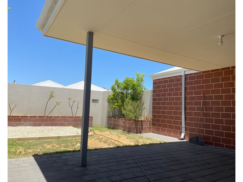 10 Cheriton Avenue, Ellenbrook WA 6069