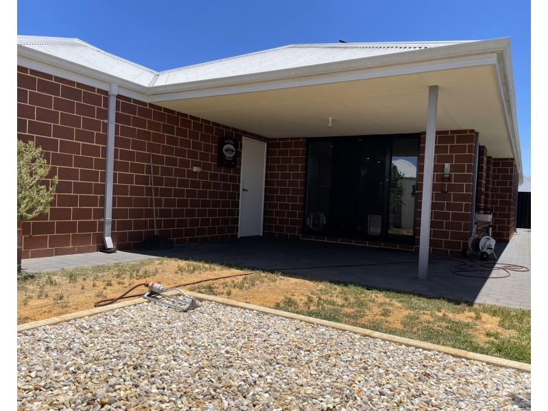 10 Cheriton Avenue, Ellenbrook WA 6069