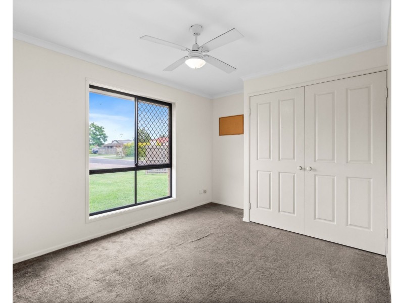 2 Saale Court, Meadowbrook QLD 4131